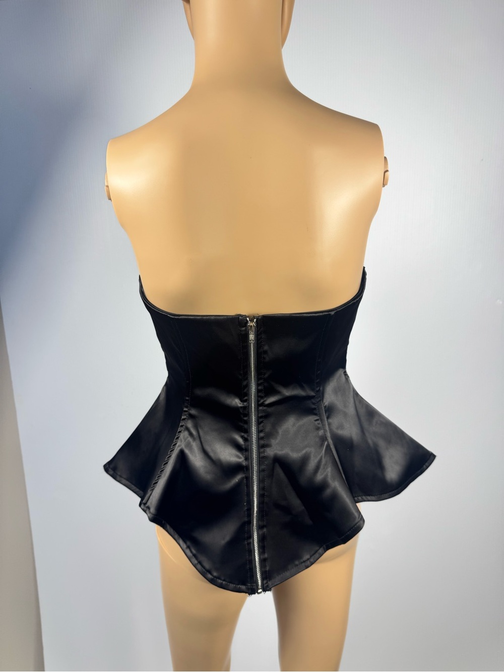AKIRA Black Satin Peplum Corset Top | NWT | Size Small - Picture 4 of 5